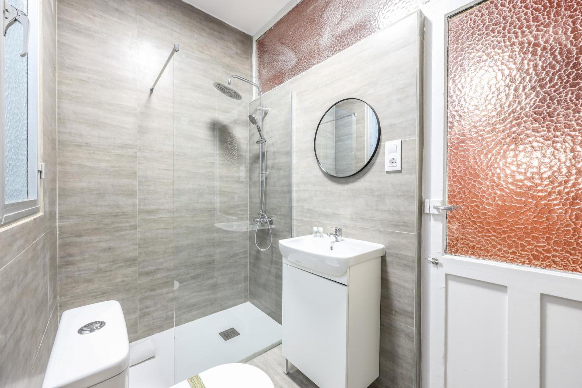 De Diseno Gran Via -no Ascensor- Apartamento Madrid
