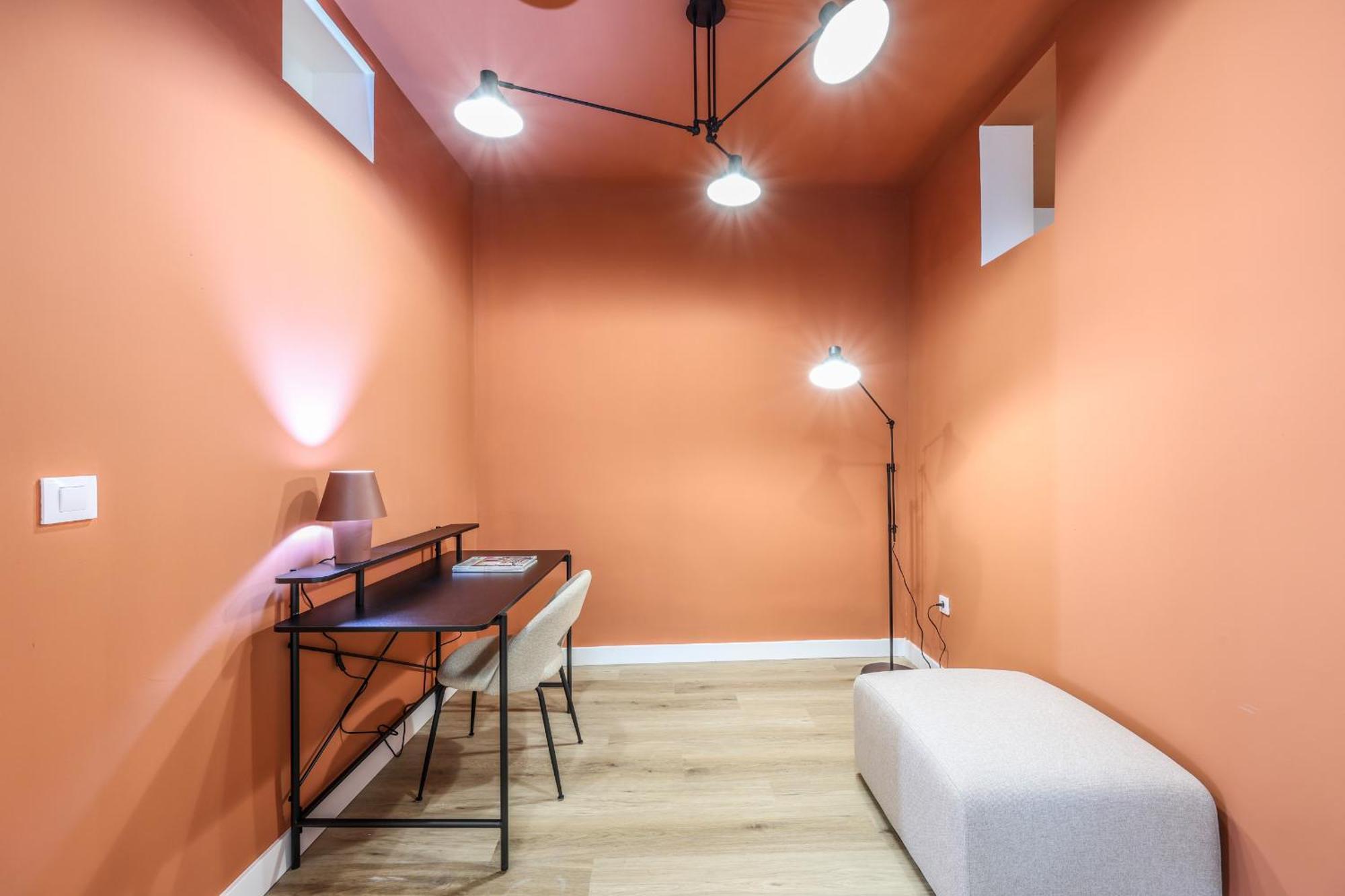 Apartamento De Diseno Gran Via -no Ascensor- Madrid