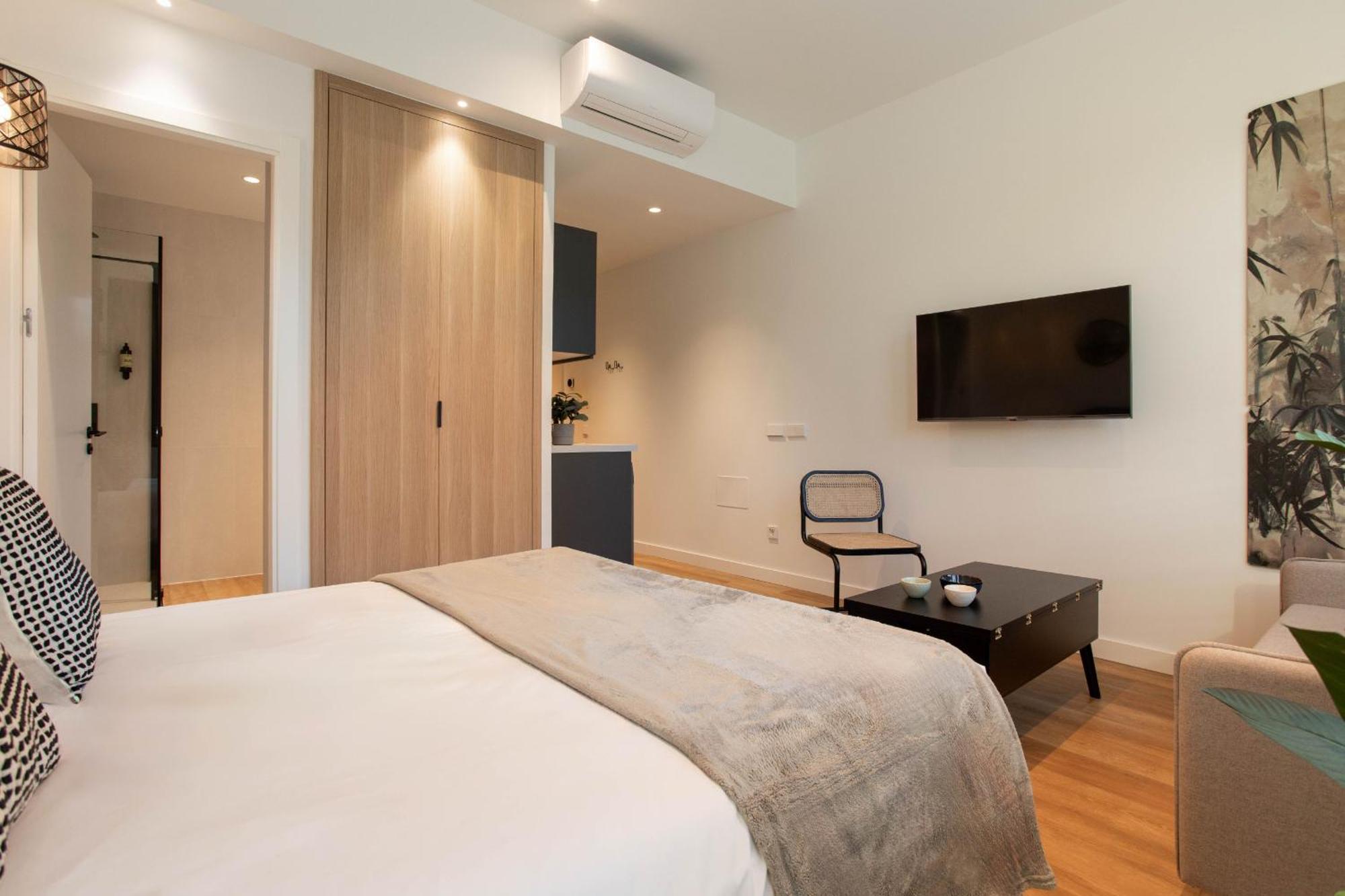 Catalina En Apartamento Madrid