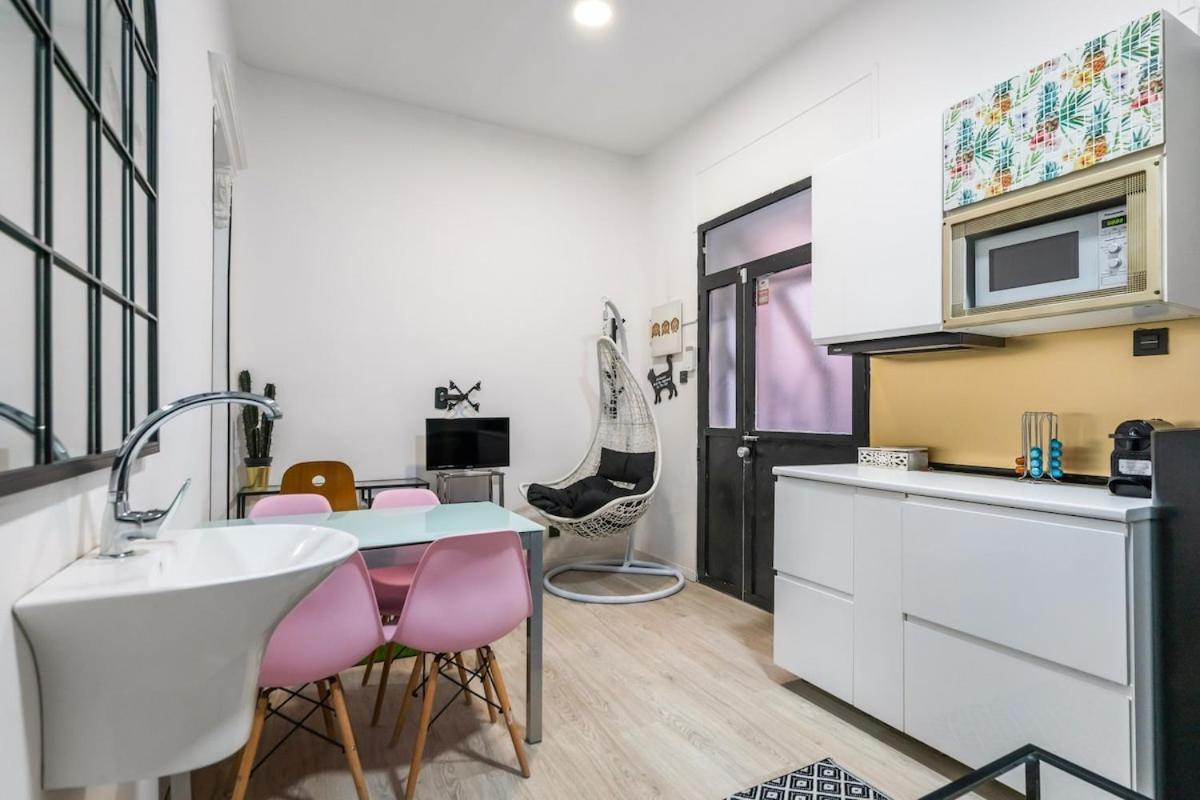 Apartment Cosy Loft In The Centre Of - Reloj D *