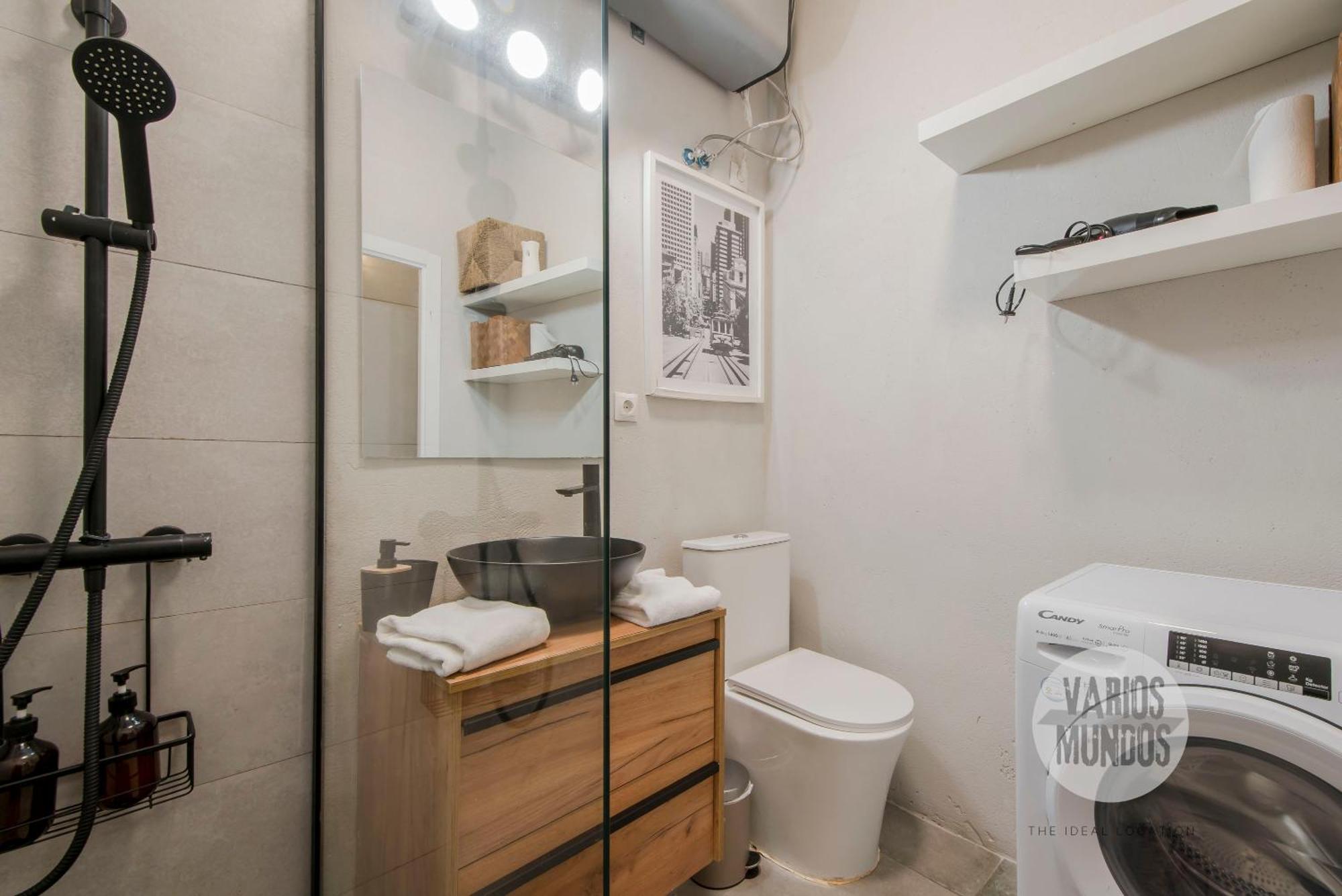 Apartment Rustic Cool Interior Design En Plaza Espana Al Pie De Gran Via Madrid
