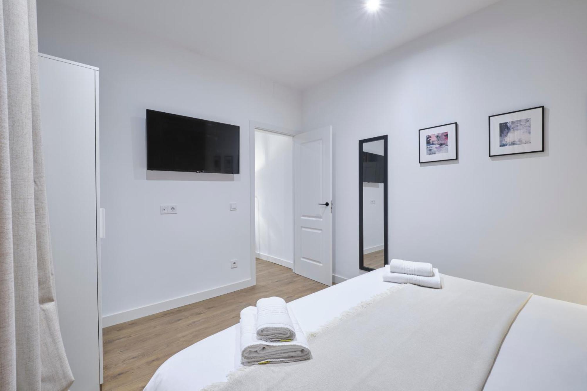 Apartamento Lovely - Completo En Excelente Ubicacion En *