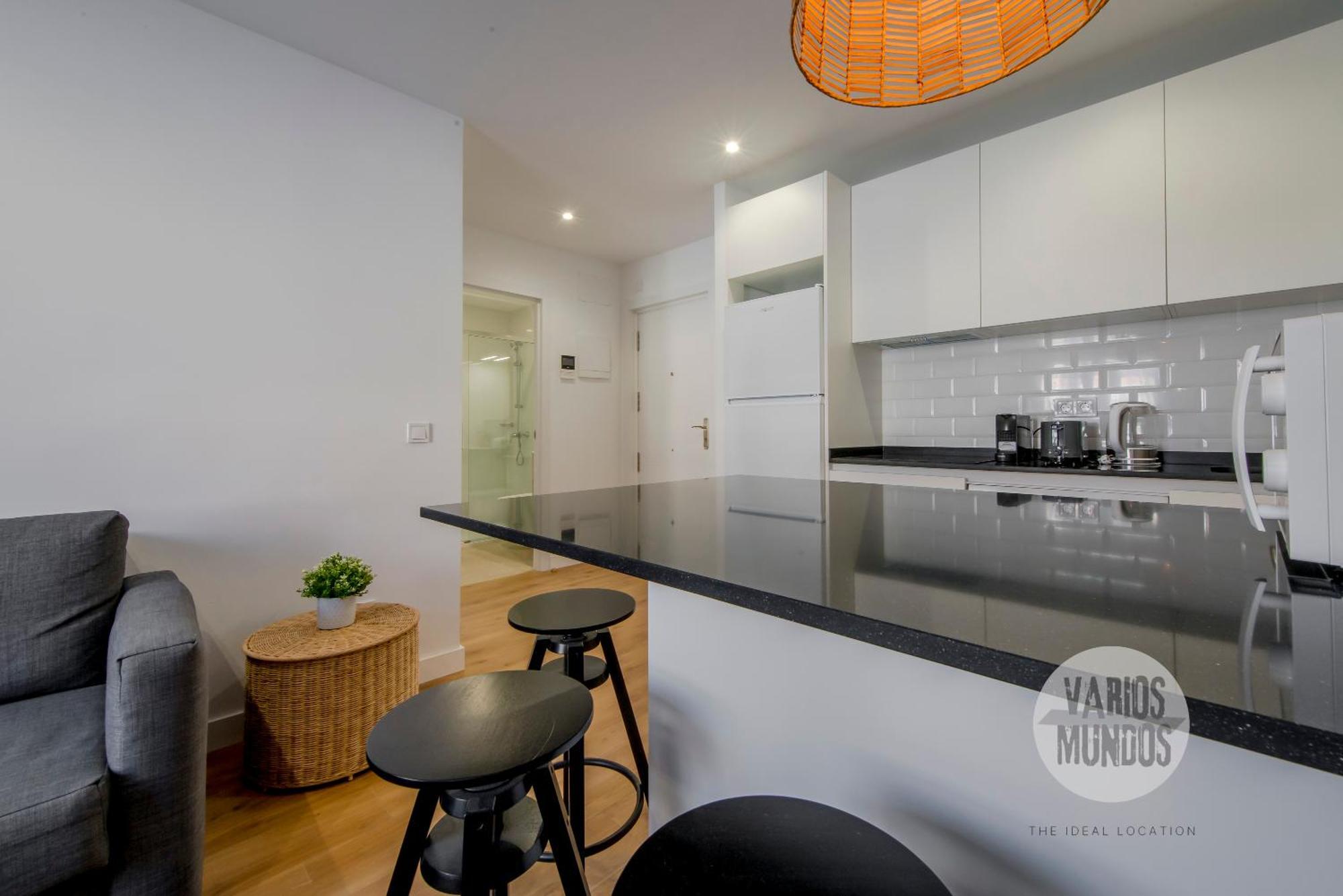 Elegancia Con Parking 4, Vive La Latina Apartamento