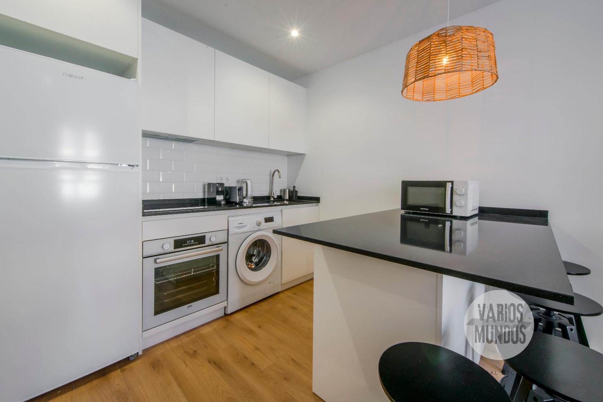 Elegancia Con Parking 4, Vive La Latina Apartamento