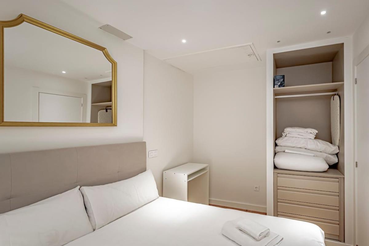Cb10 - Stylish Modern Apartment- 5-minute Walk To Gran Via Apartamento Madrid