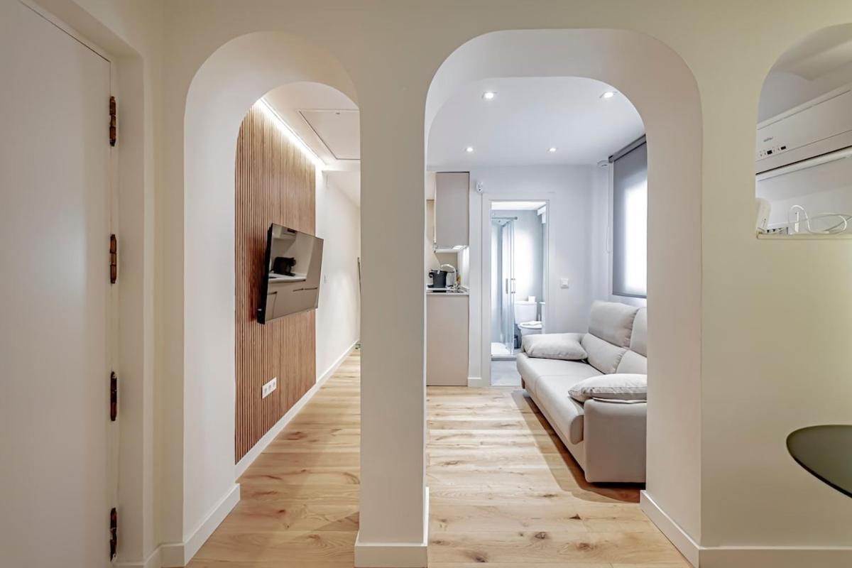 Cb10 - Stylish Modern Apartment- 5-minute Walk To Gran Via Apartamento Madrid