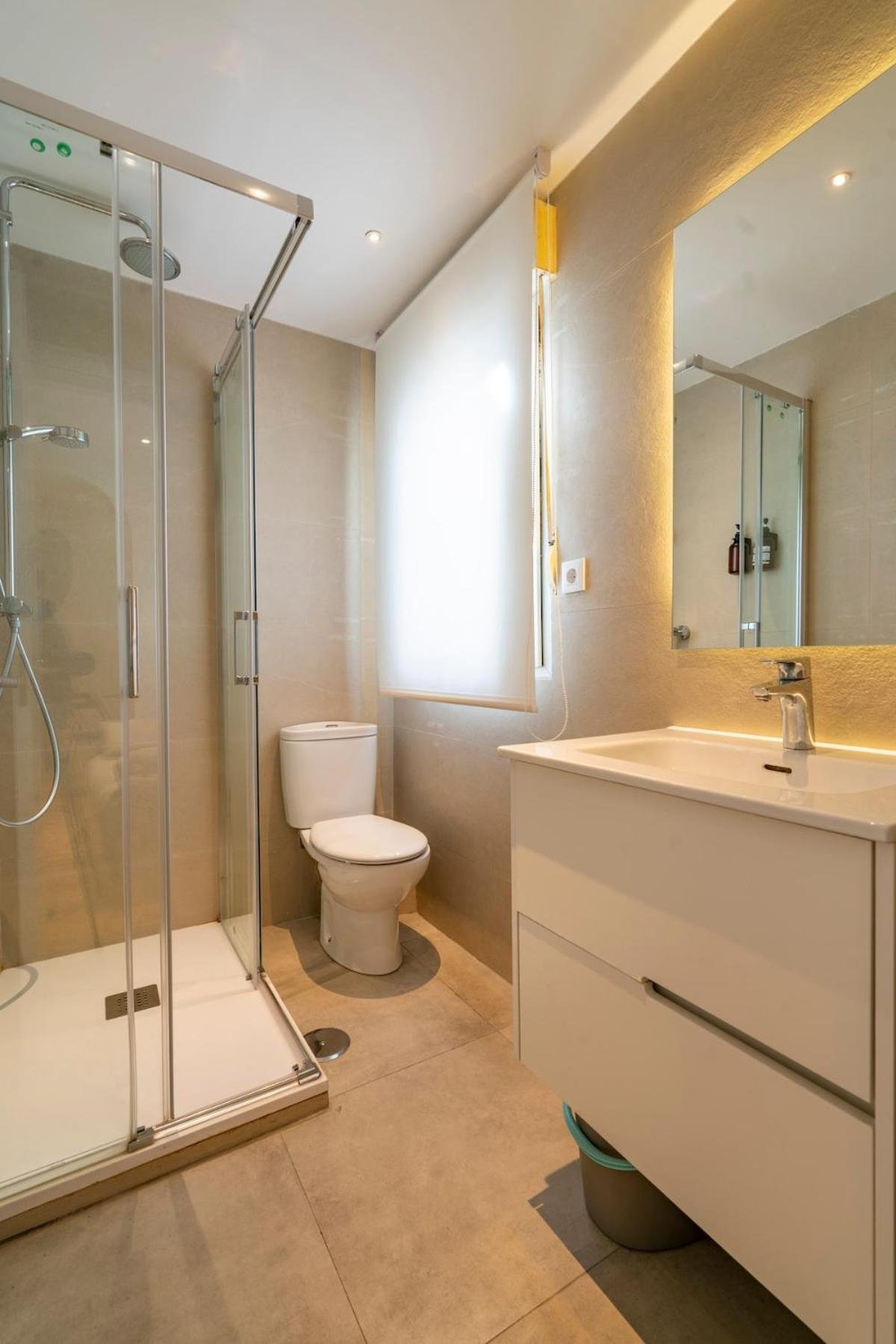 Apartamento Cb10 - Stylish Modern Apartment- 5-minute Walk To Gran Via