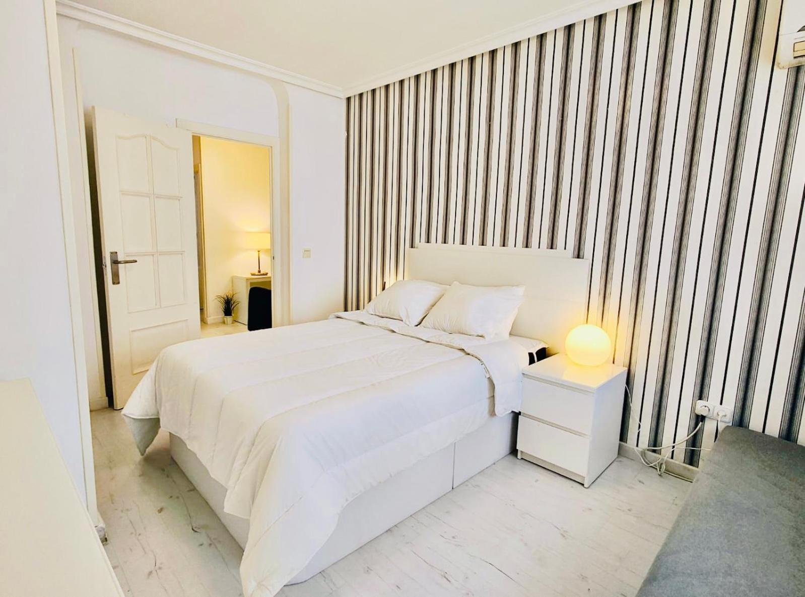 Apartamento En Pleno Centro - Especial Grupos O Familias - Gran Via - Callao - Sol - Plaza Espana *