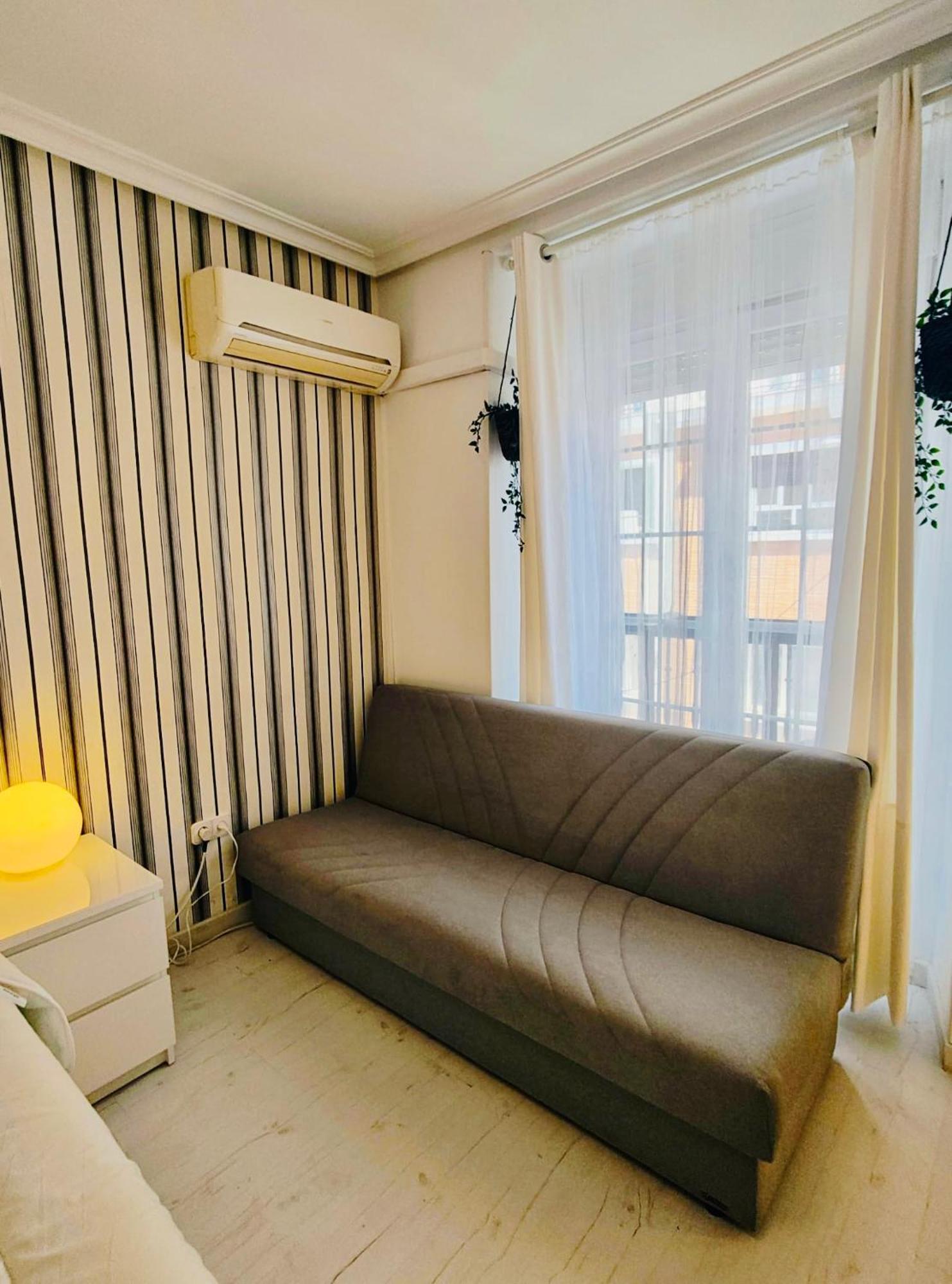 Apartamento En Pleno Centro - Especial Grupos O Familias - Gran Via - Callao - Sol - Plaza Espana *