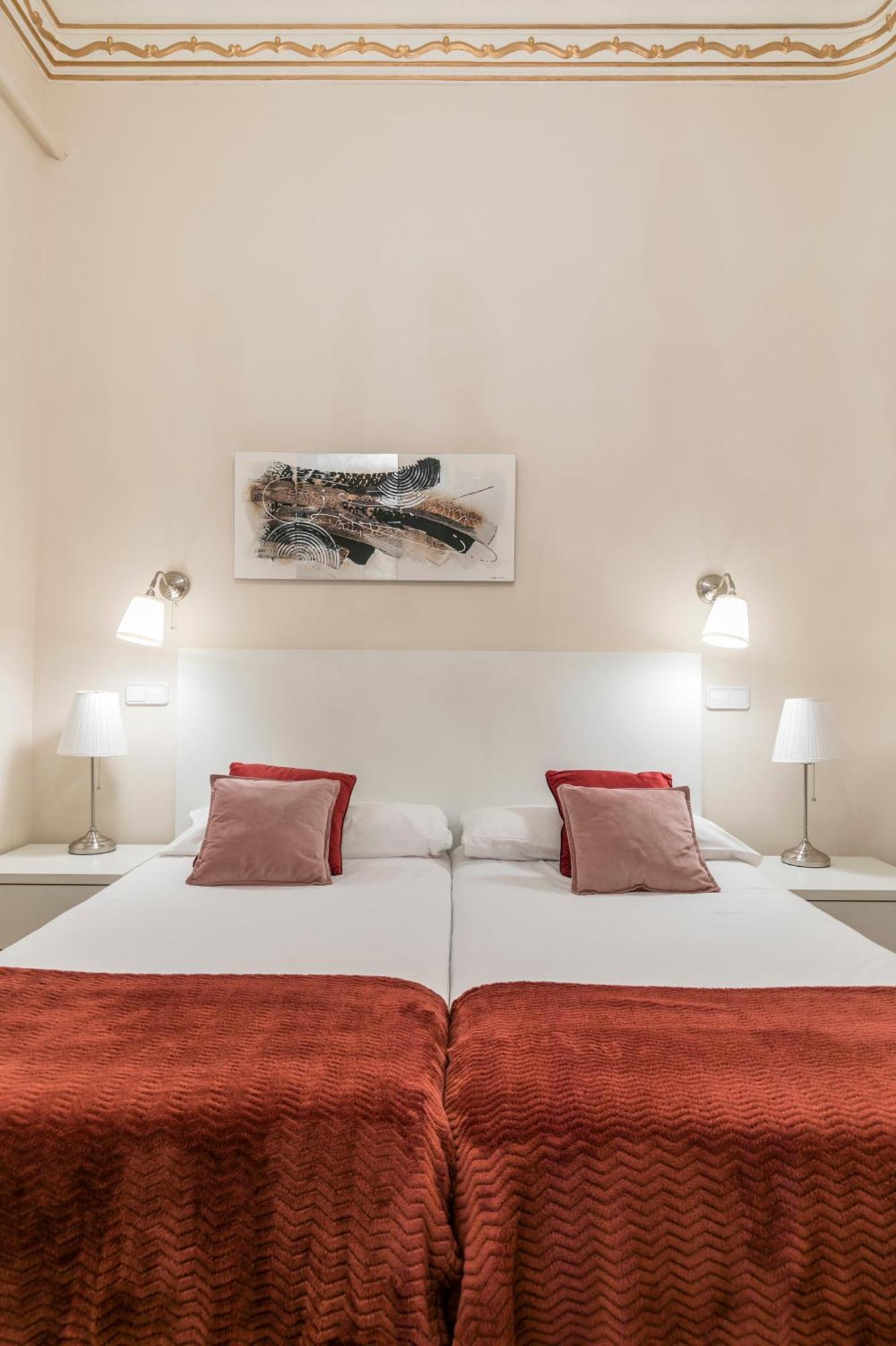 Reina 1 By Forever Apartment Madrid