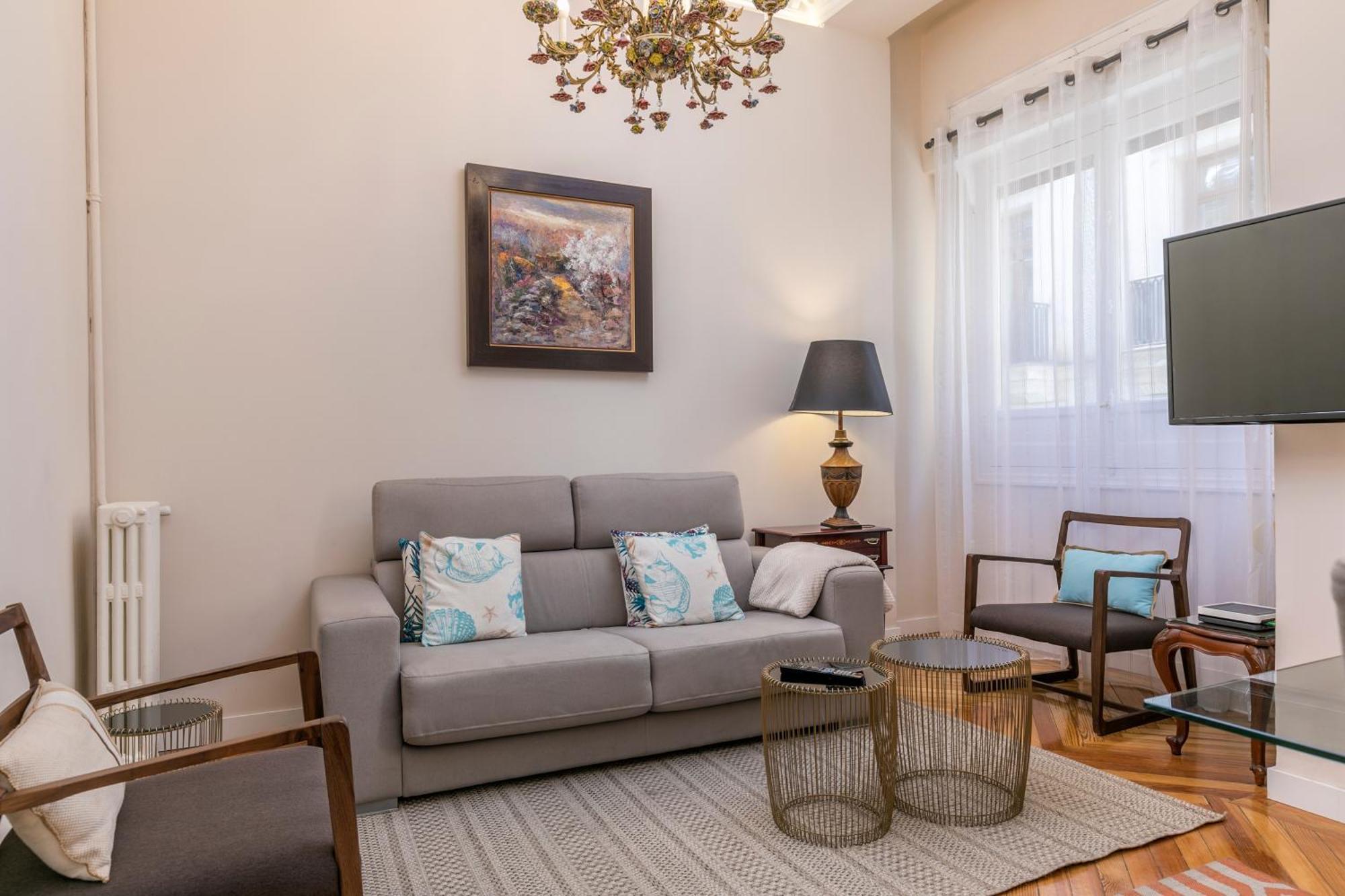Reina 1 By Forever Apartment *