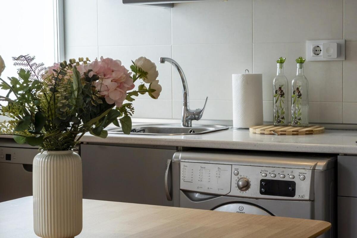 Apartamento For Acogedor De 1 Temporal Mal72b Madrid