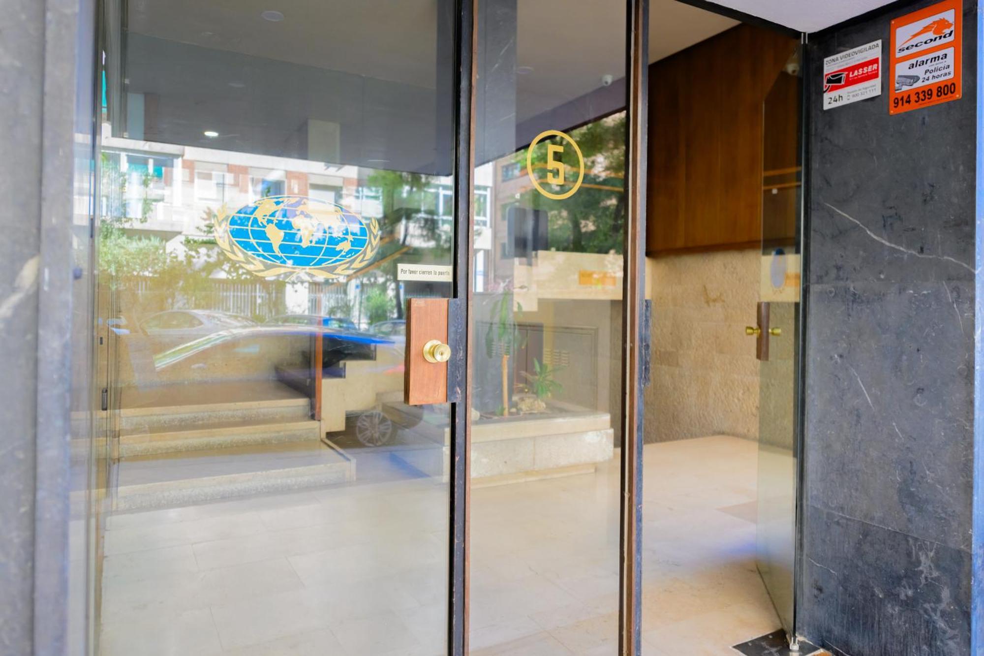 Apartamento For Amplia Y Comoda Casa Temporal De Cuatro En Chamberi Mau5 Madrid