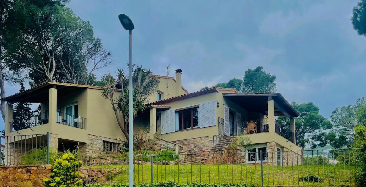 Villa Cala Del Rey En Sa Riera, Costa Brava *