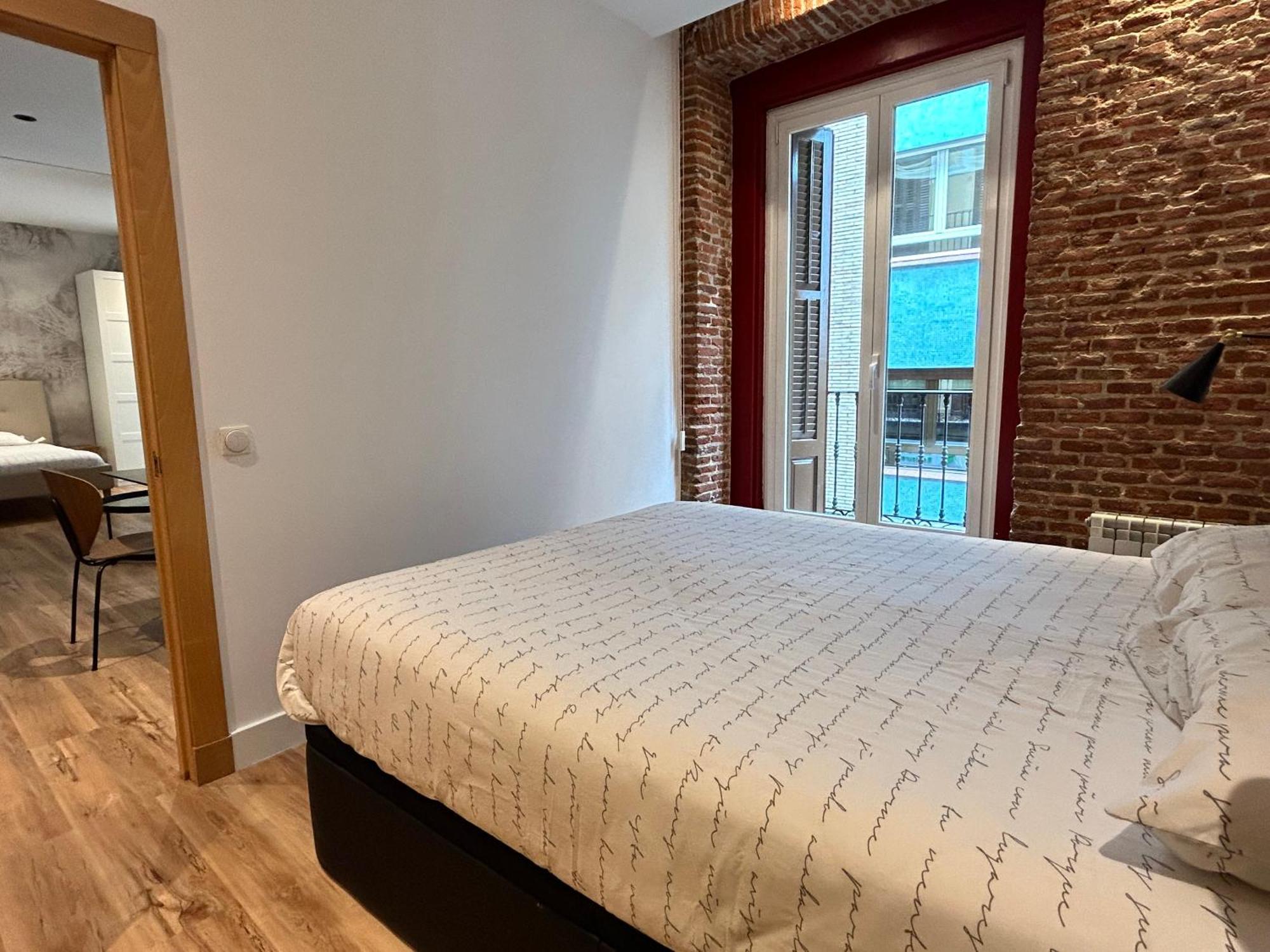 Apartamento Large 2 Bedroom Near Gran Via Madrid