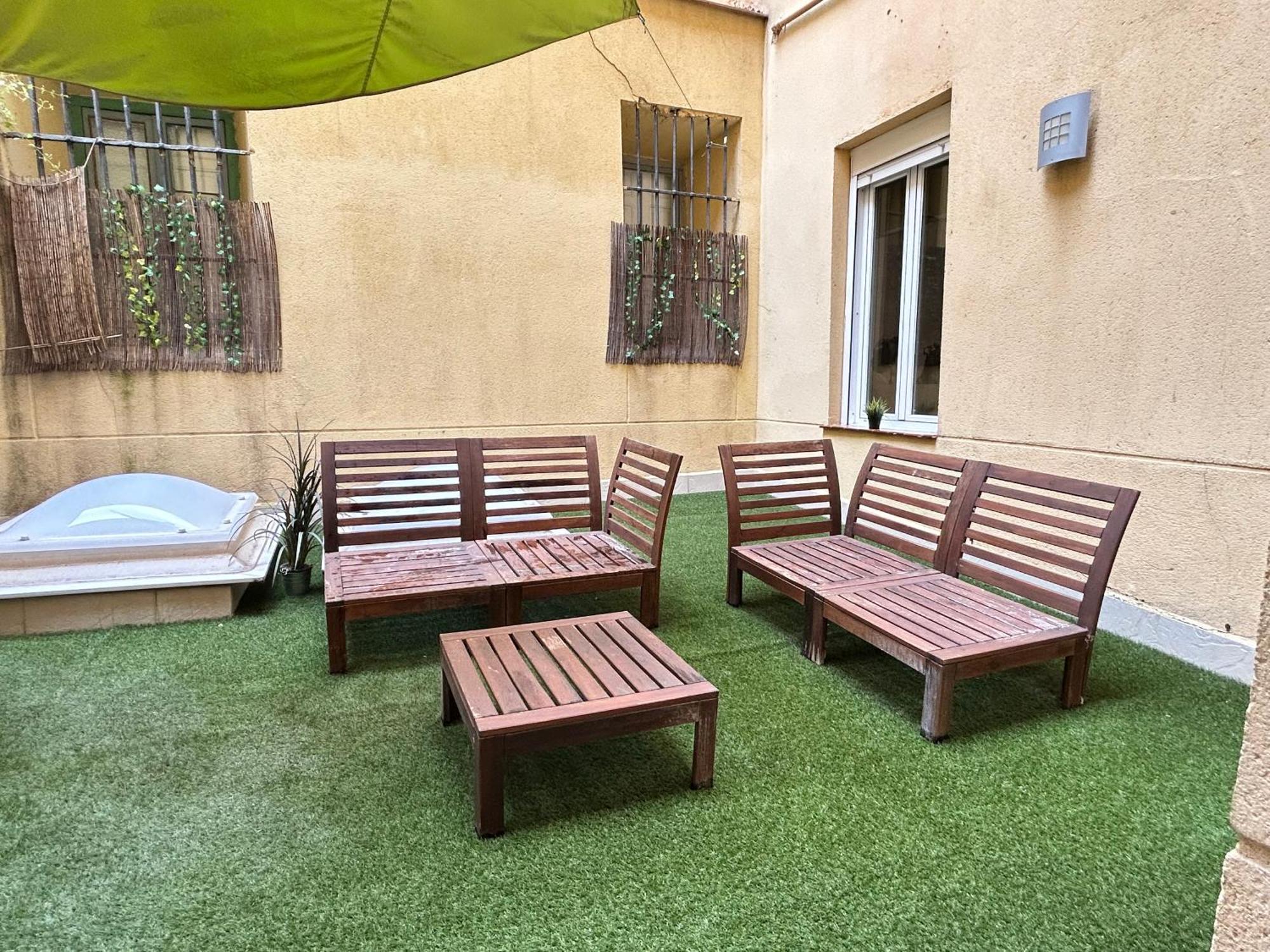 Apartamento Large 2 Bedroom Near Gran Via Madrid