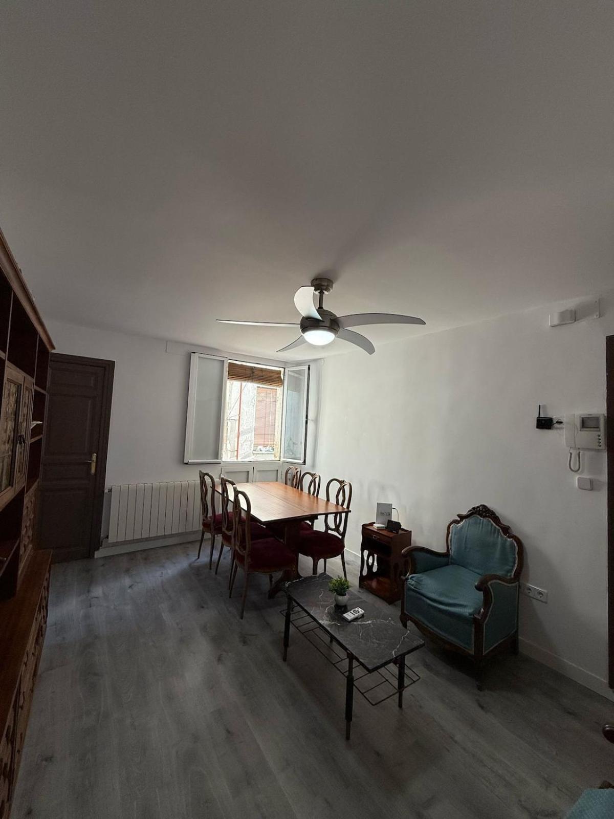 Apartamento Amplio Piso 17 En Pleno Centro De