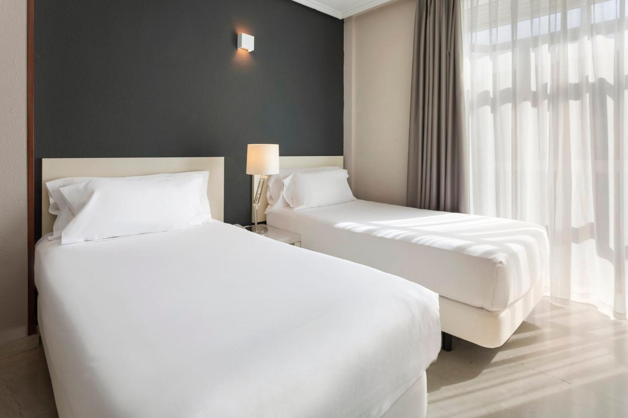 Apartahotel Sercotel Togumar 3*