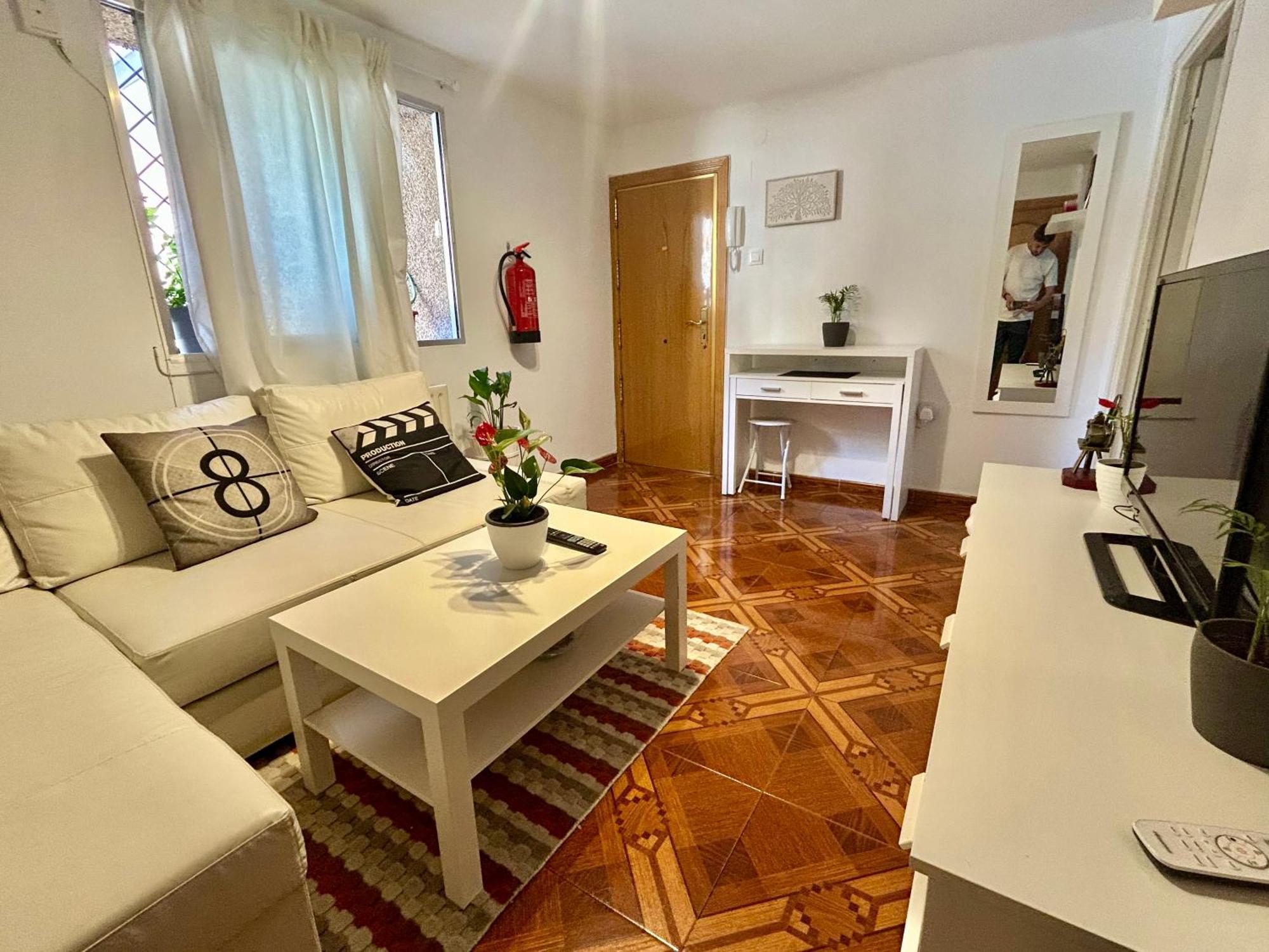 Privada En Piso Compartido Apartamento