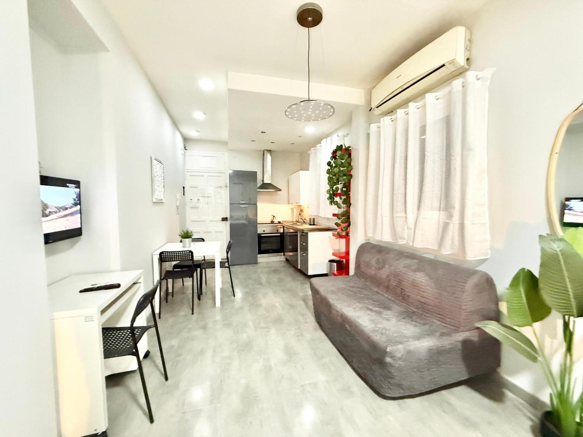 Apartment Amch Metro Delicias 01