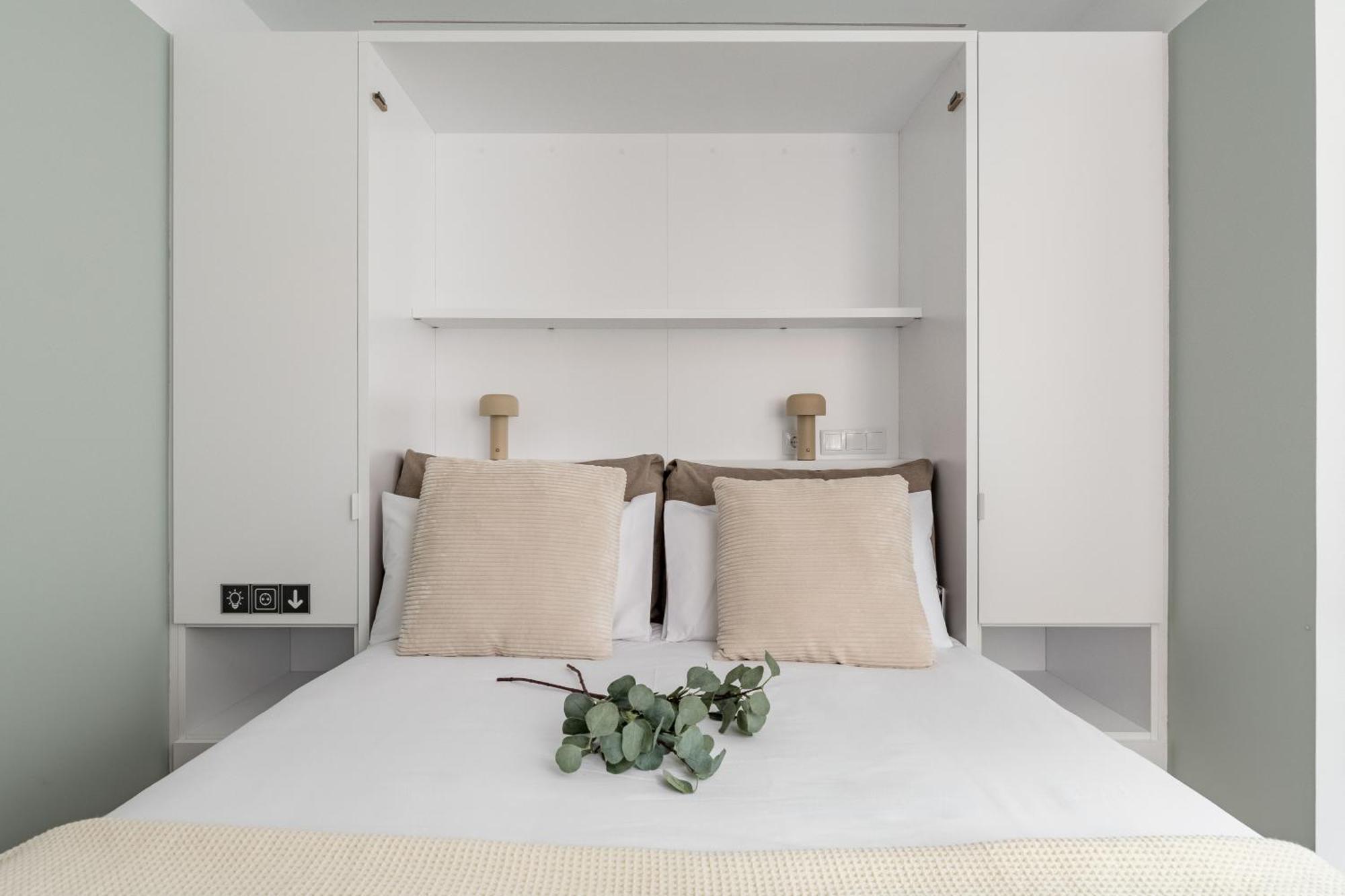 Apartahotel Arturo Soria By Charming Madrid