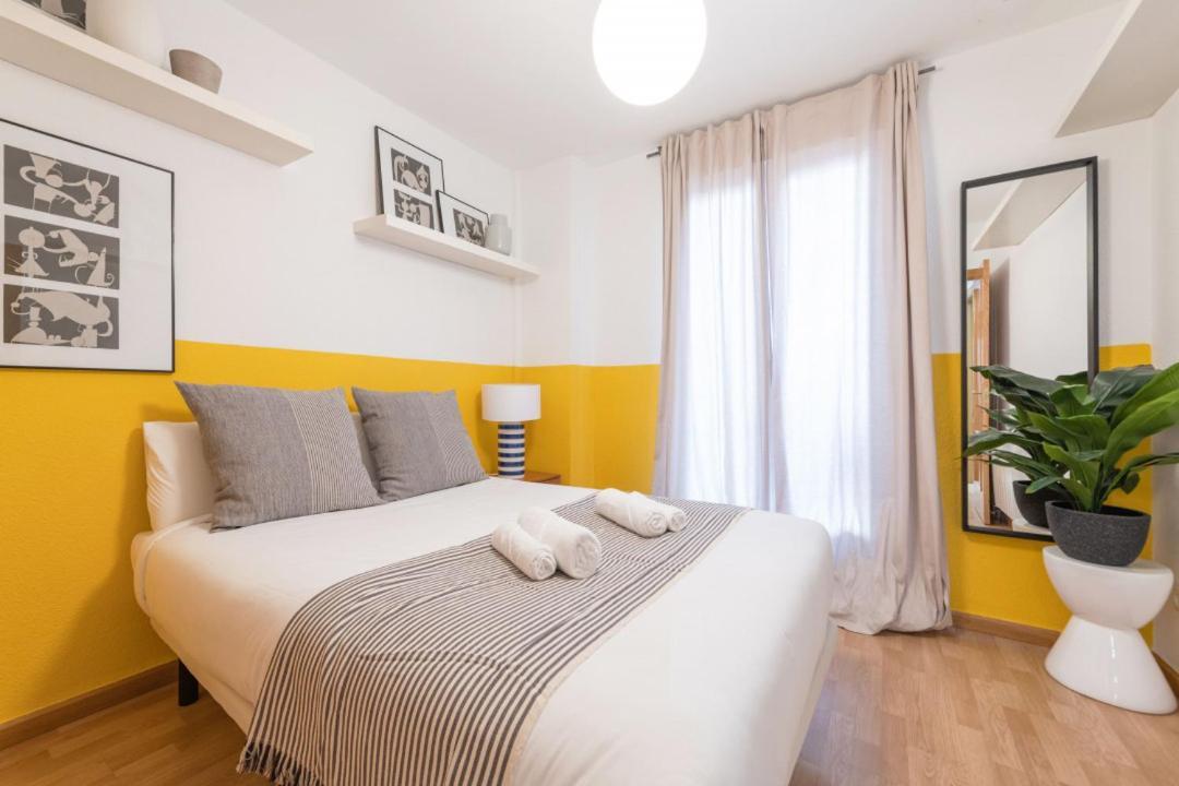 2 Bedrooms 2 Bathrooms Furnished - Malasana Apartamento Madrid