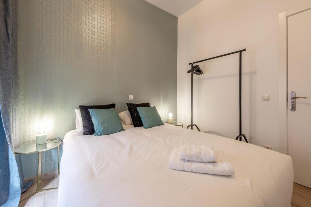 Apartamento 3 Bedrooms 1 Bathroom Furnished - Lavapies- Mintystay *