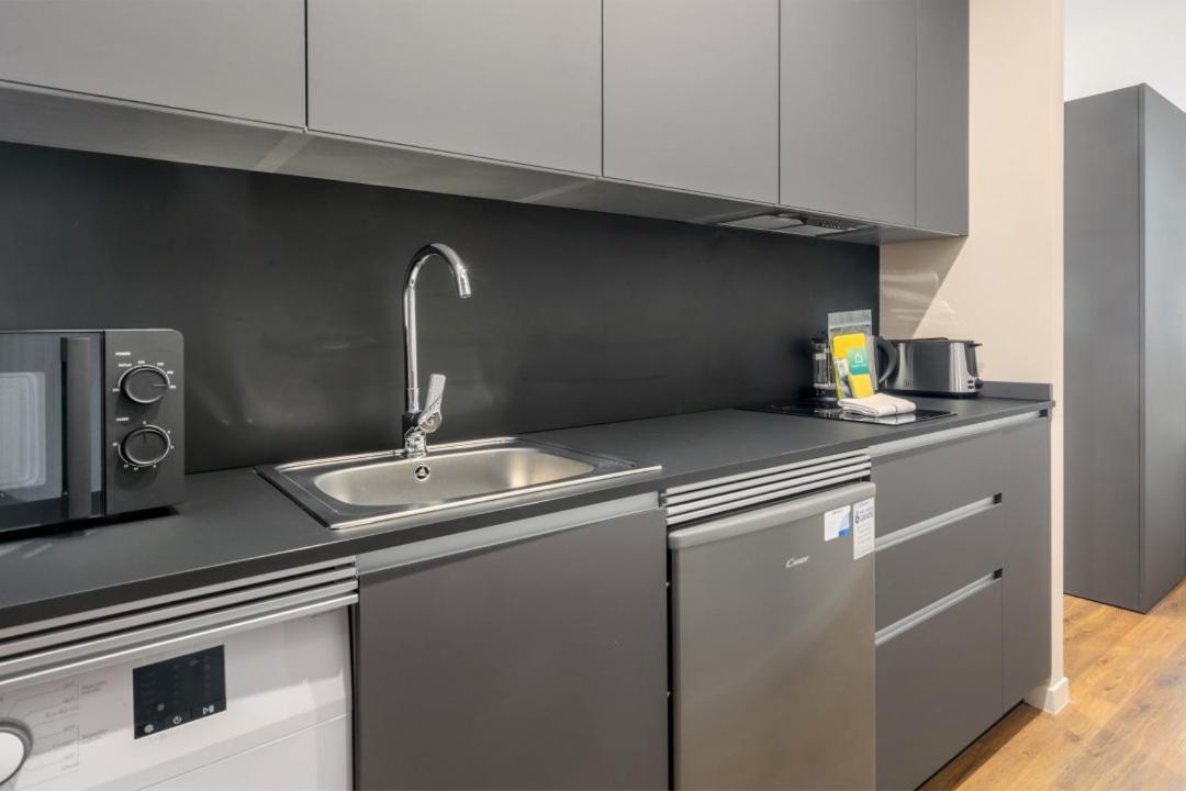 Apartamento 1 Bedroom 1 Bathroom Furnished - Chueca - Modern Functional - Mintystay Madrid