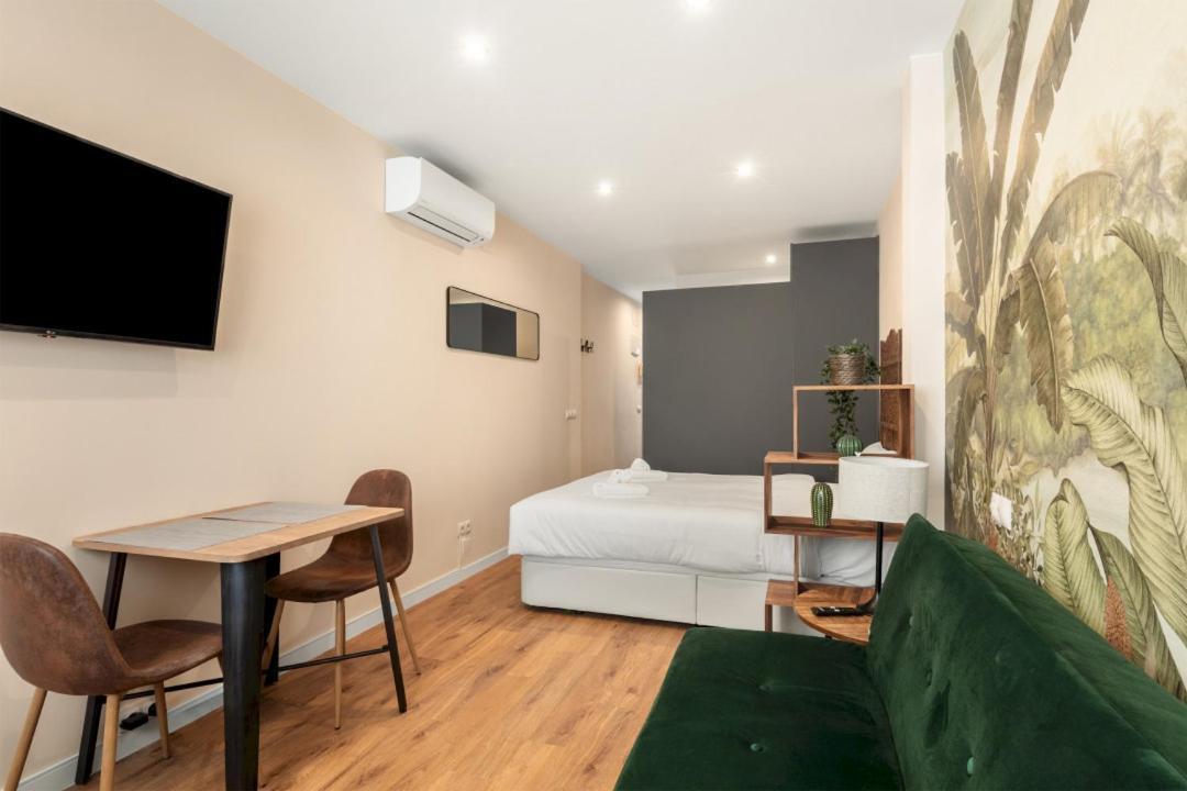 Apartamento 1 Bedroom 1 Bathroom Furnished - Chueca - Modern Functional - Mintystay *