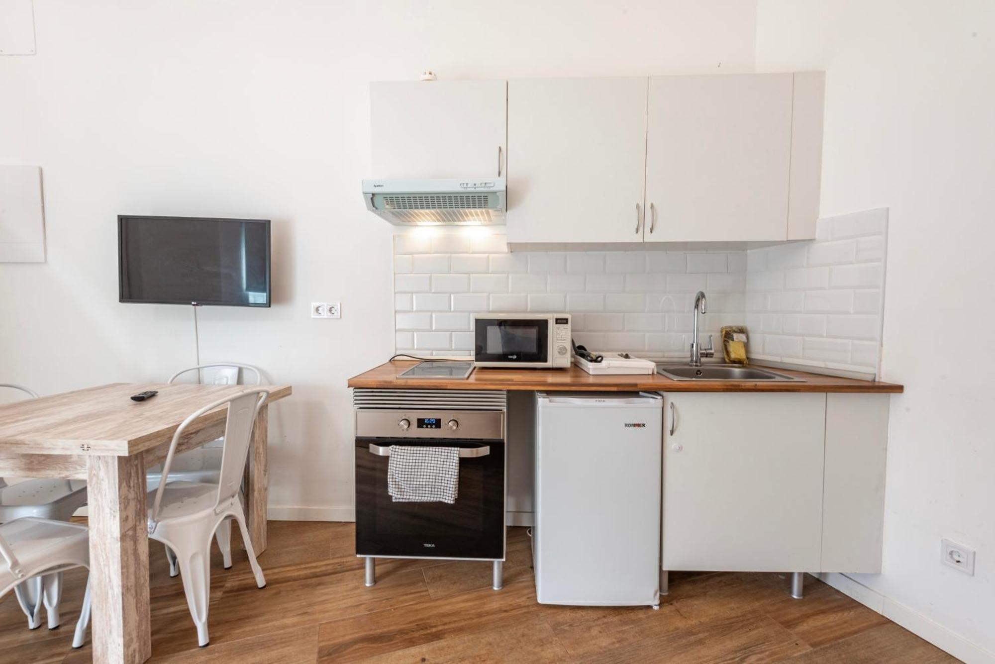 New 1 Min Metro, Cozy 1 Bed Close To Downtown, Wifi A * Madrid