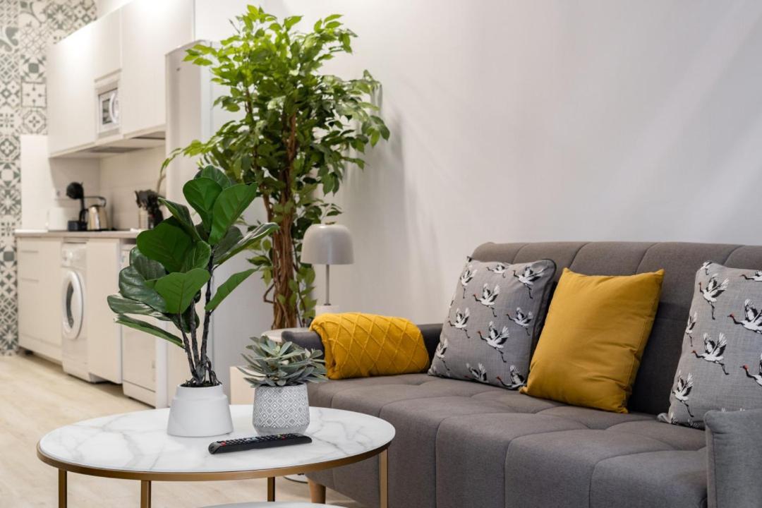 1 Bedroom 1 Bathrooms Furnished - Delicias Atocha - Bright - Mintystay Apartamento Madrid