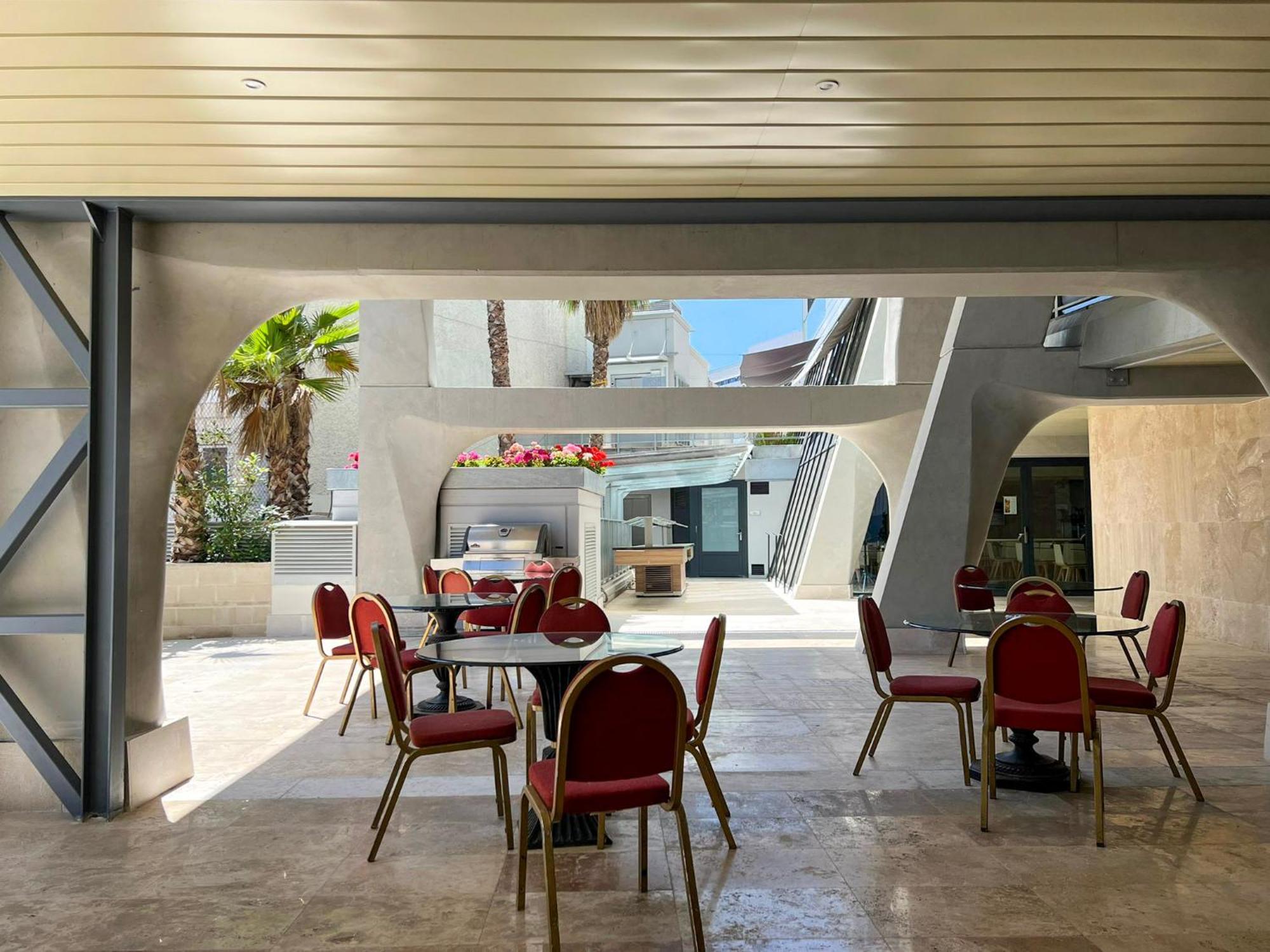 Ekilibrio & Apart-suites Hotel 4*