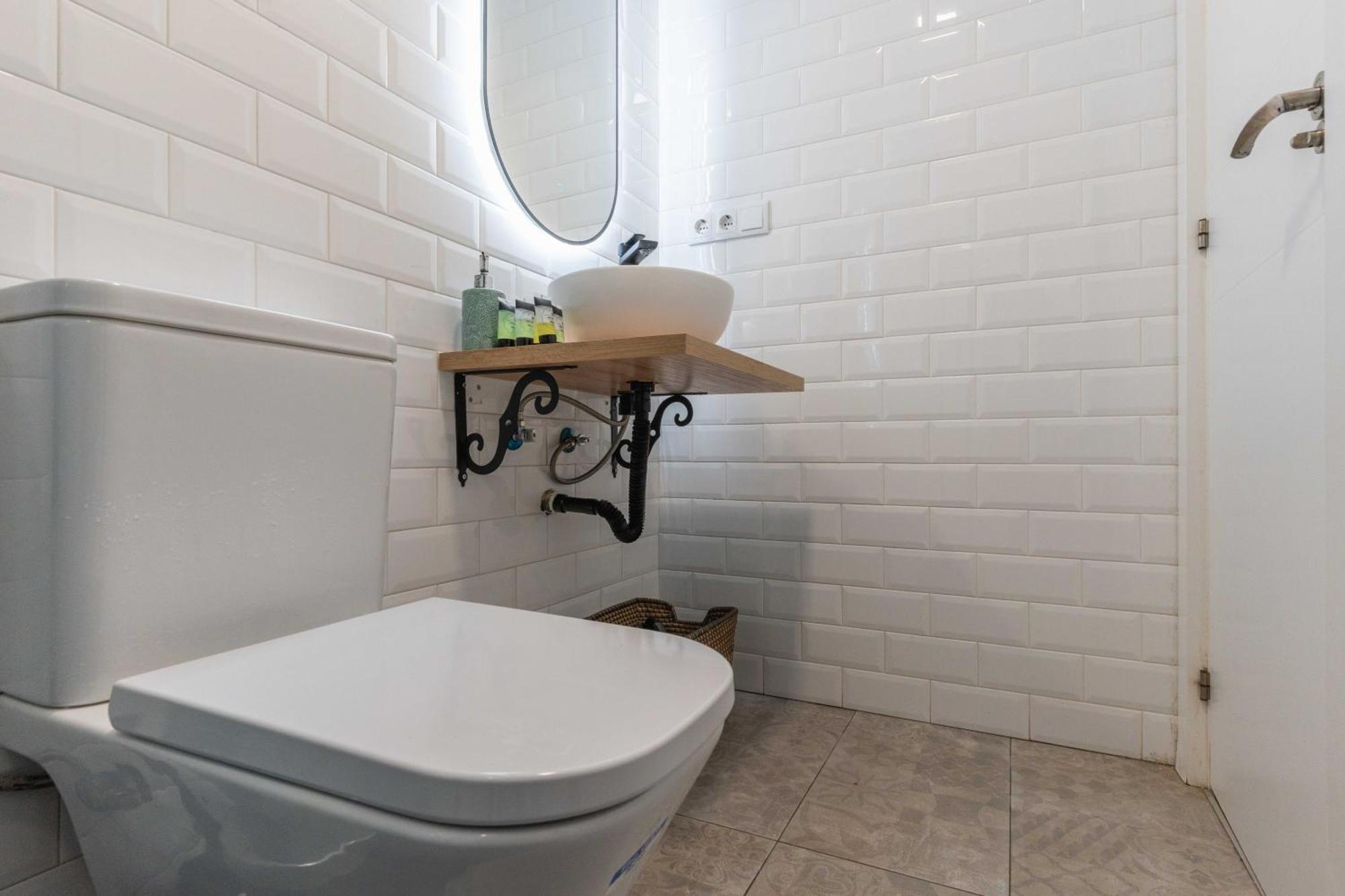 2 Bedrooms 1 Bathroom Furnished - Malasana - Modern In Downtown Area - Mintystay Madrid