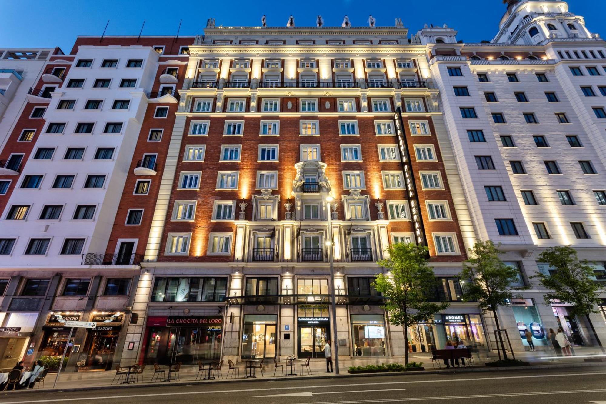 Catalonia Plaza Espana & Hotel