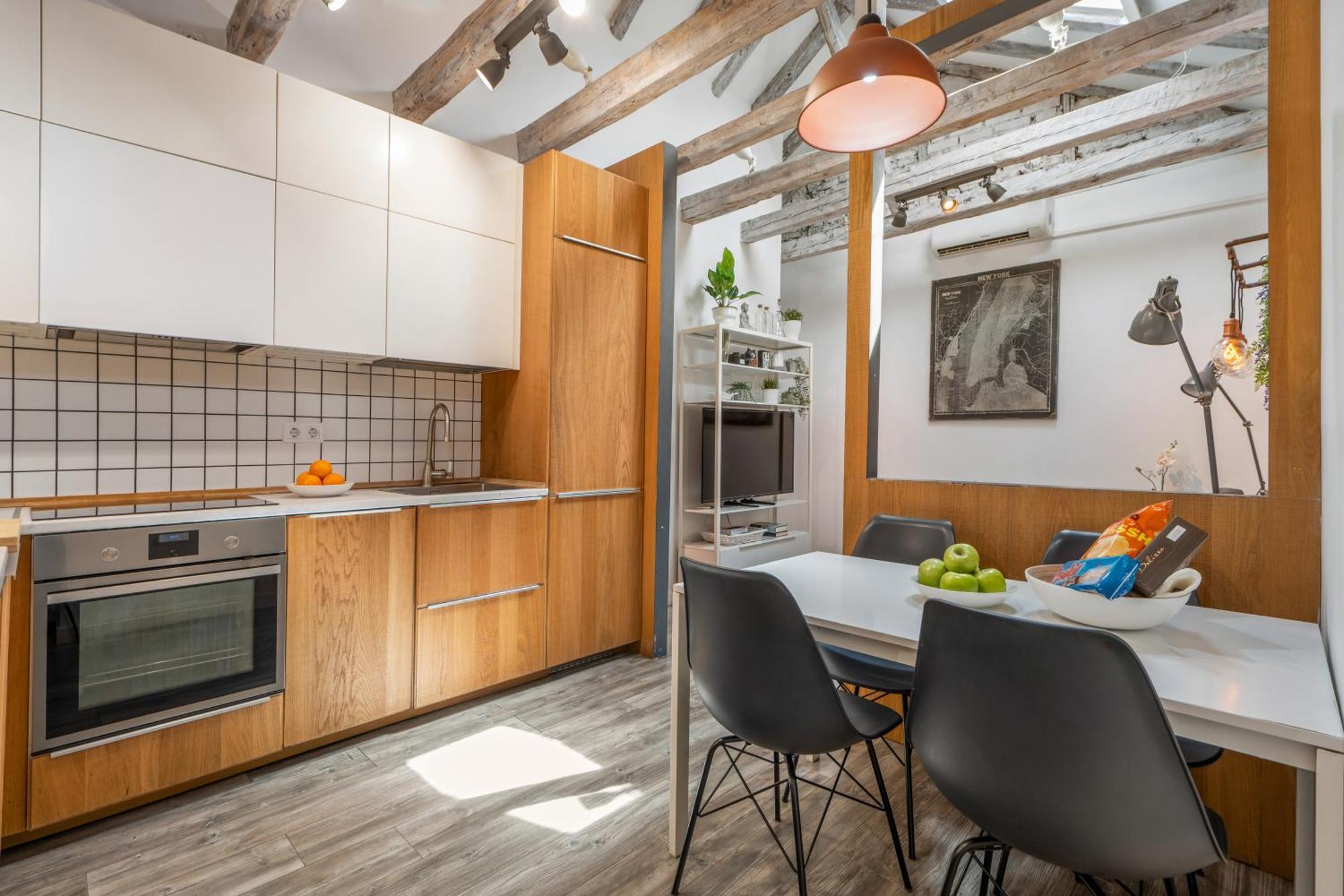 Attic 3bedrms-2baths In Heart Of Malasana Apartamento *