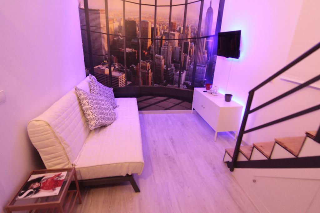 Silver Apartment
