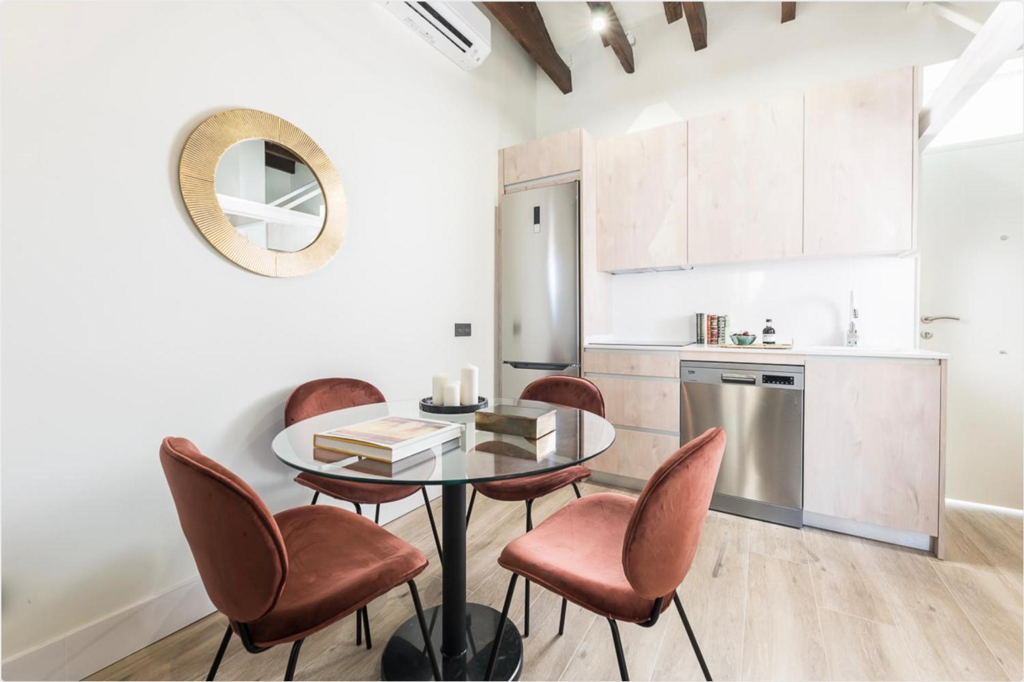 Dplace To Be - Luxury In Barrio De Salamanca Apartment