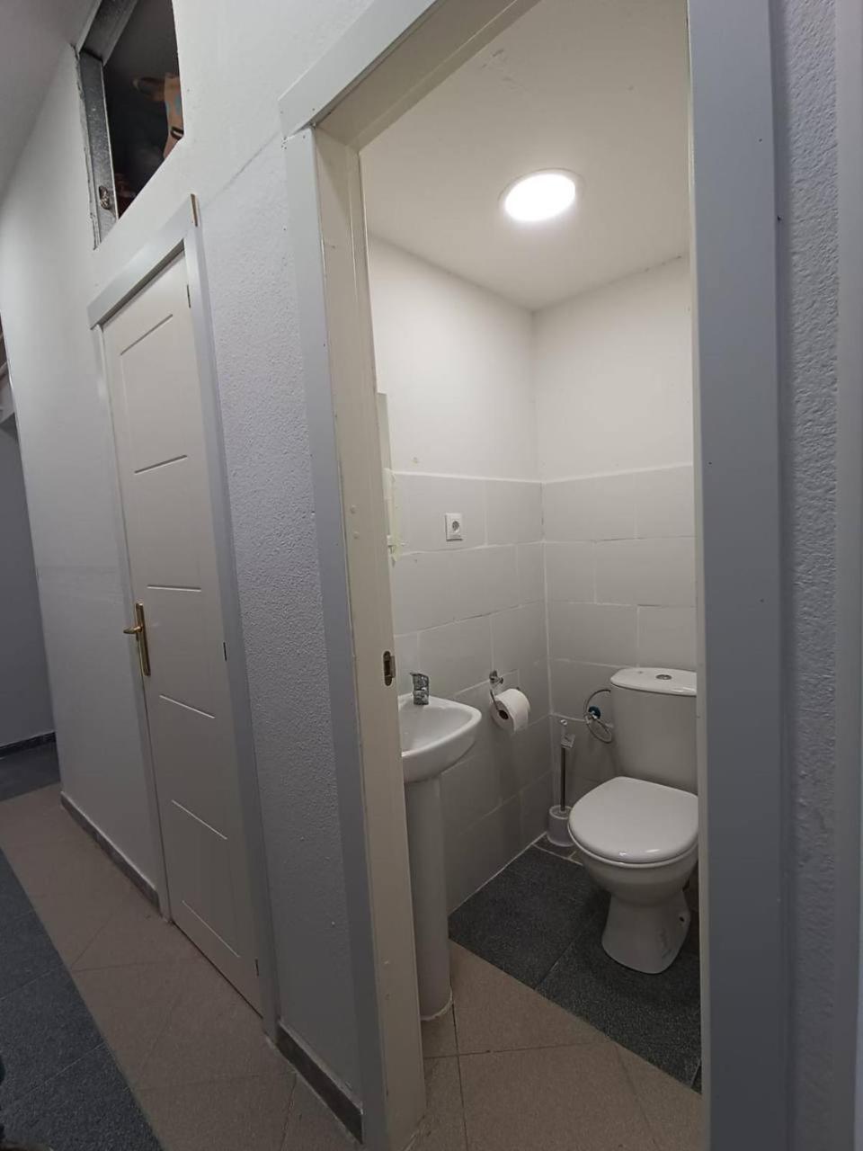 Colegiata Hostal Madrid