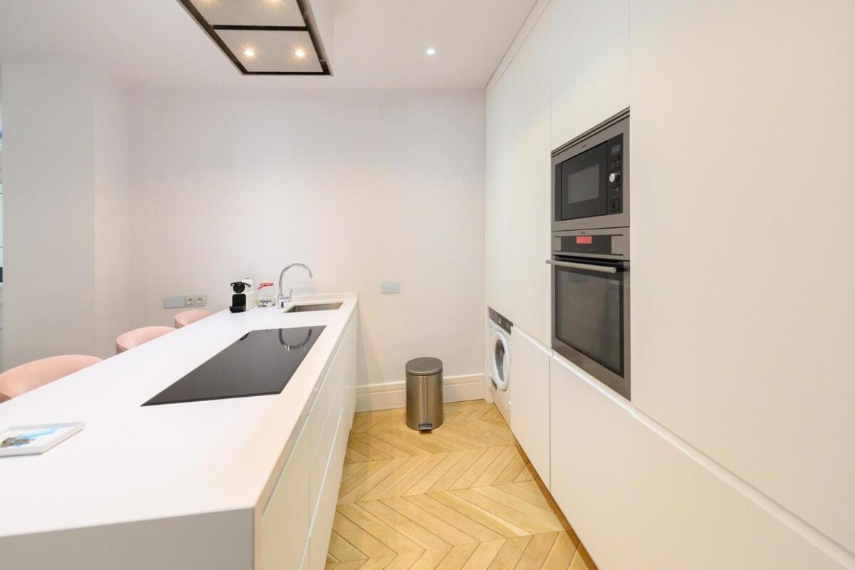 Luxury In The Center Of Rei25 Apartamento