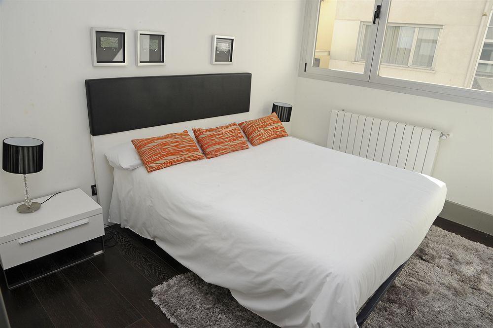 Hotel Gran Via Suites *