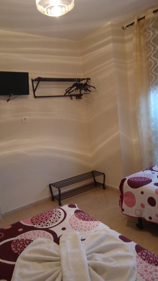 Huespedes Toledo Guest house *