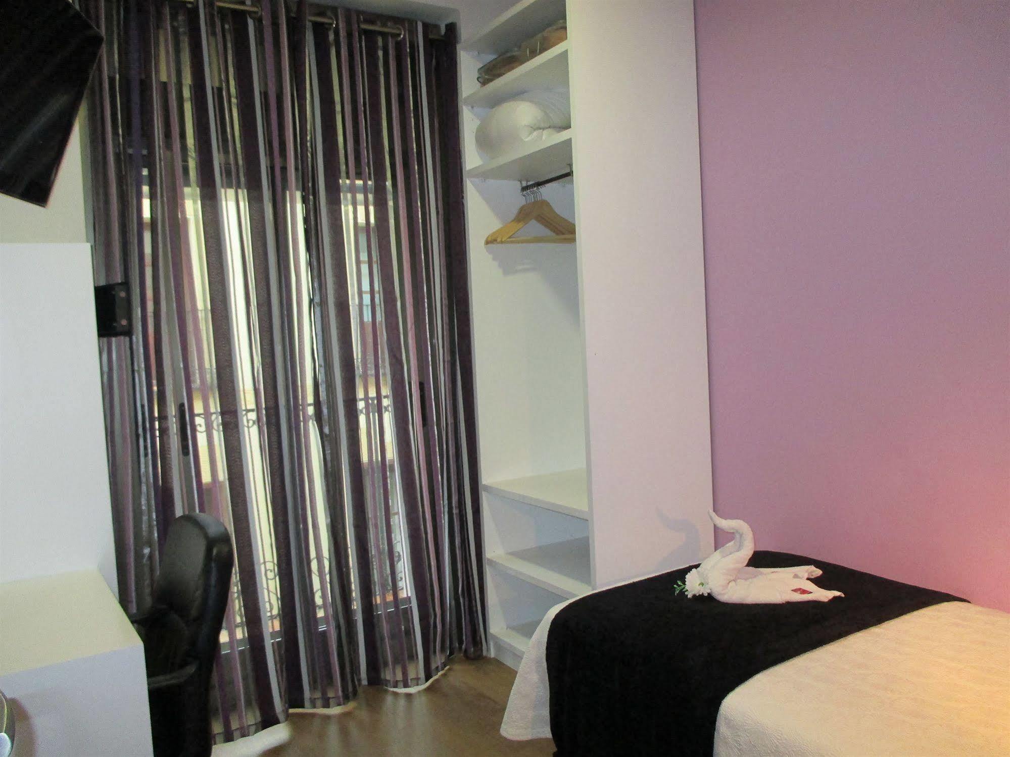 Madrid City Rooms Pensión 2*