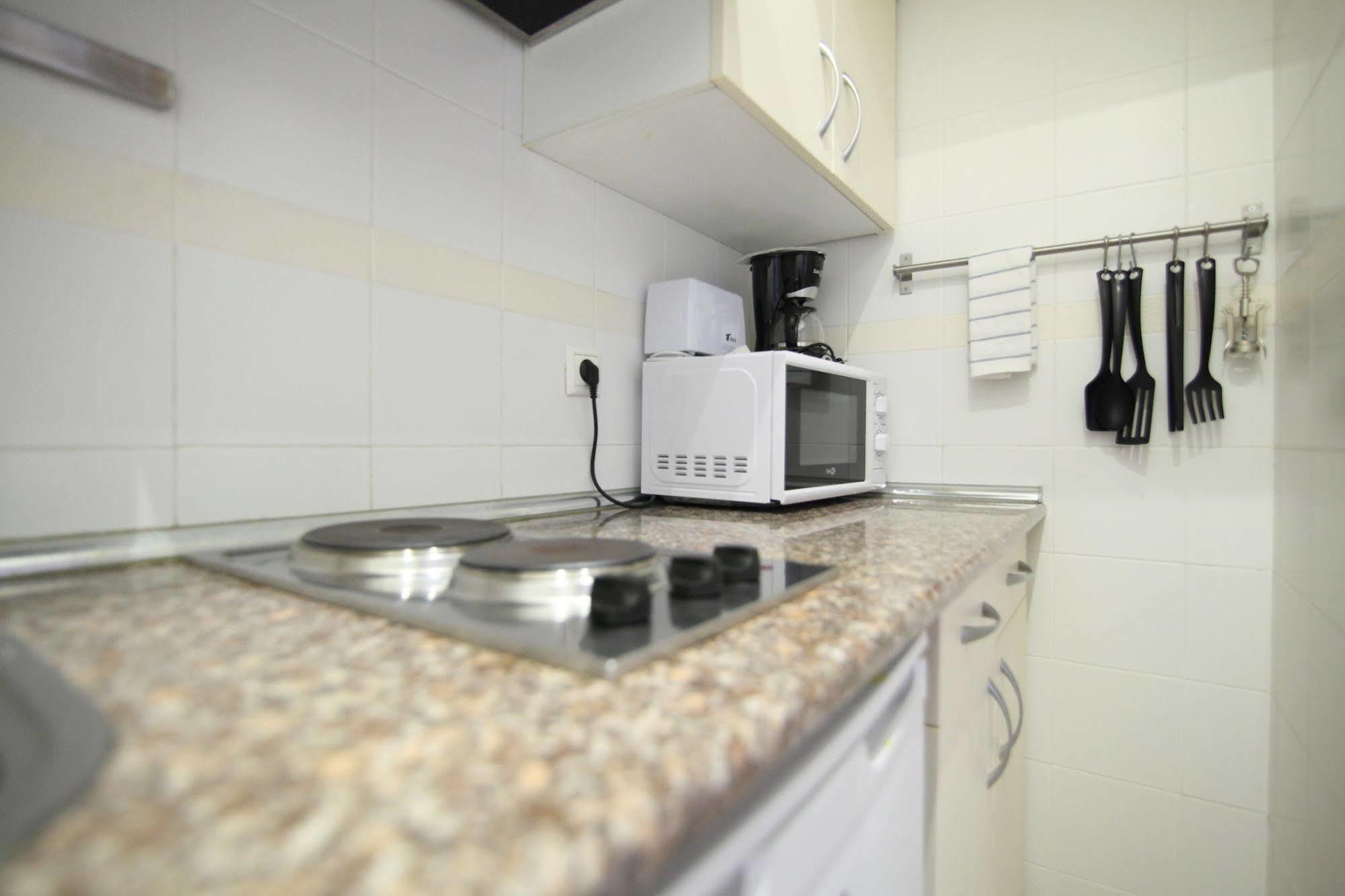Apartamento L&h Plaza Santa Ana Madrid