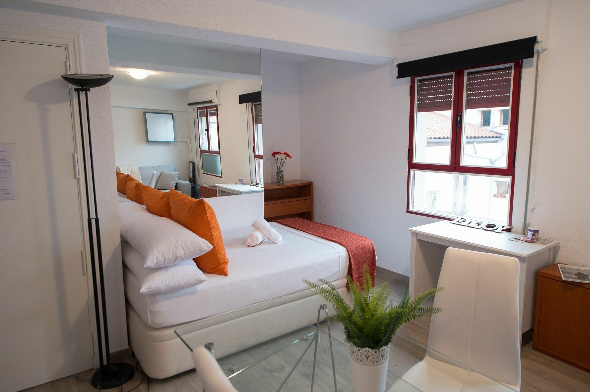 Apartamento For Rastro - La Latina *