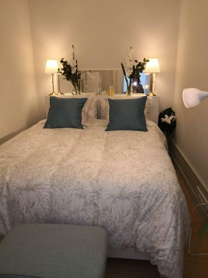 Apartamento Explore From A Warm With Patio At A Newly Refurbished Manorial Building Madrid