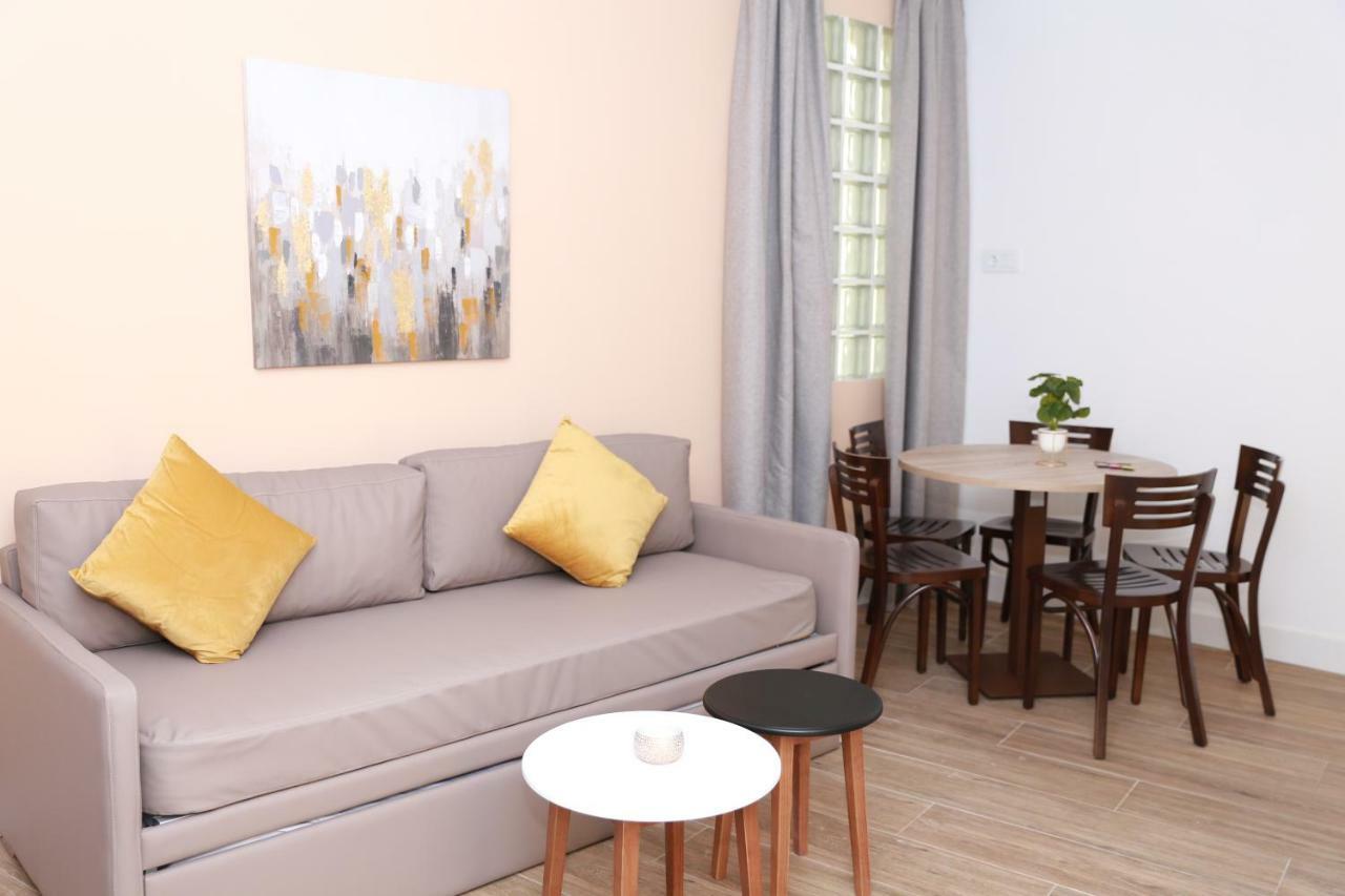 Aparthotel New Point Opera 3*