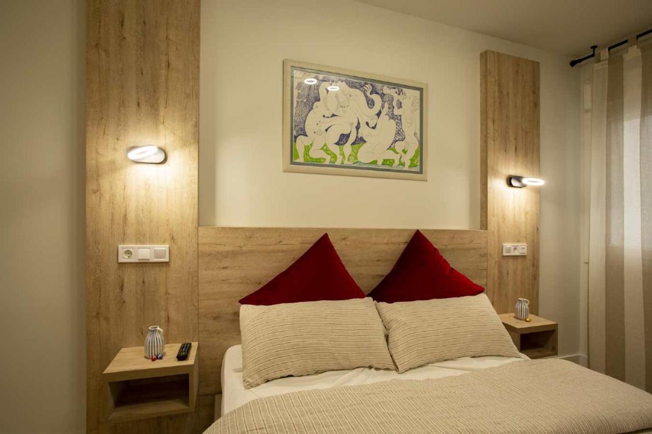 Goodrooms Apartment