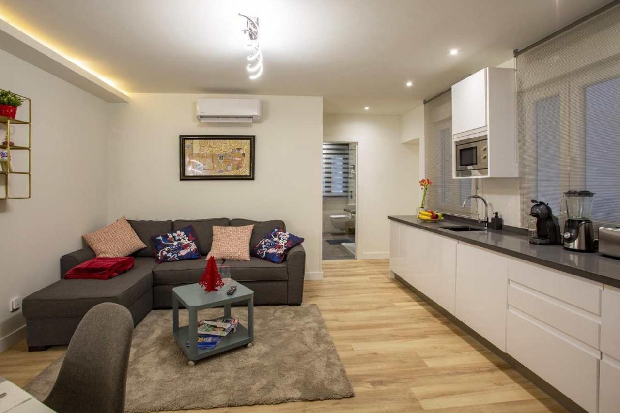 Apartment Goodrooms