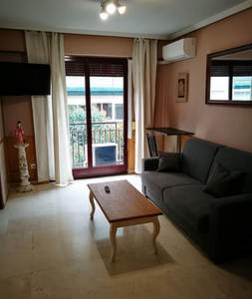 Turisticos Torr Hotel Madrid