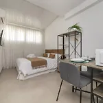 Deluxe XVI - Ferga Suites